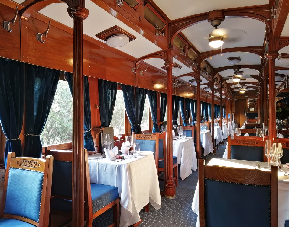 Safari Lodge hospitality dining interior